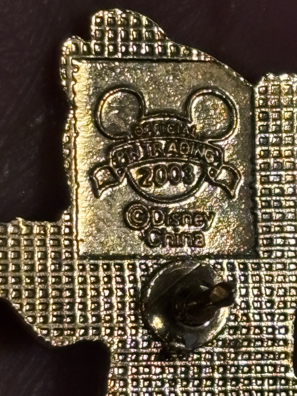Dale from Rescue Rangers Disney Core Pin 2003 - Picture 6 of 6